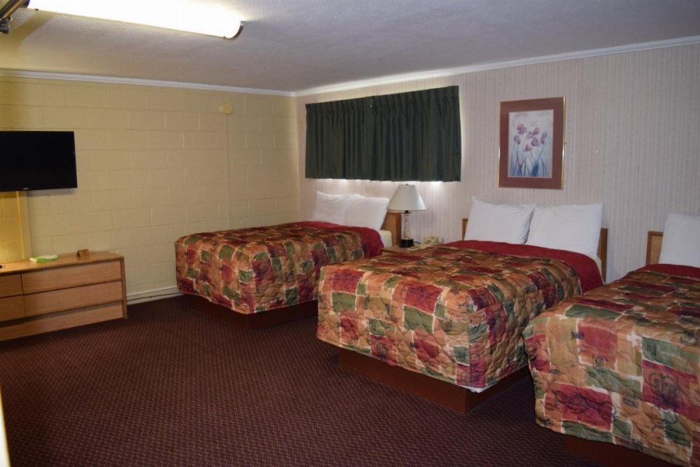 Economy Inn Image 19