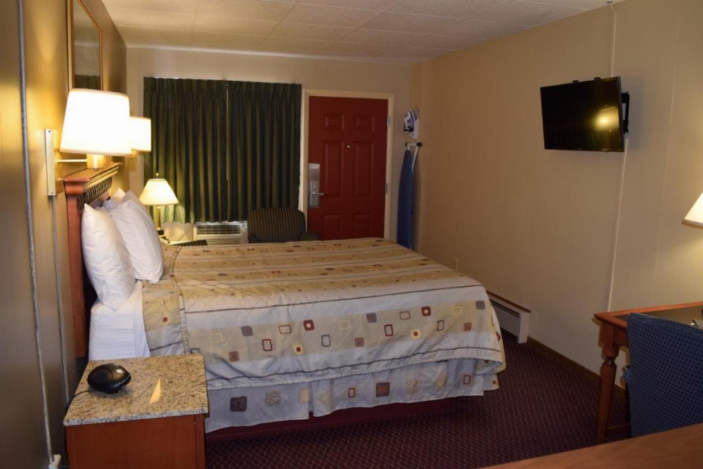 Economy Inn Image 20