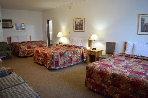 Economy Inn image 24